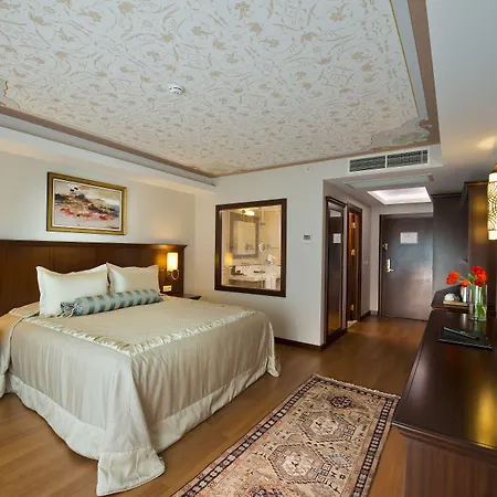 Prime Boutique Hotel 4*