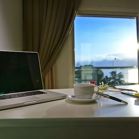 Prime Boutique Hotel 4*