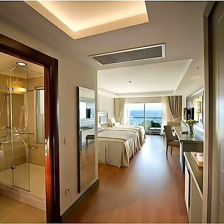 Prime Boutique Hotel 4*