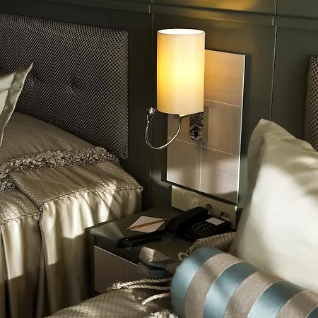 Prime Boutique 4*