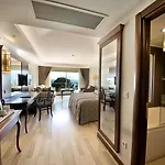 Prime Boutique 4*