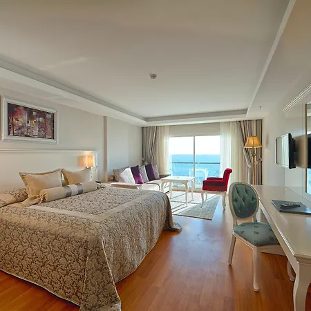 Prime Boutique Hotel 4*